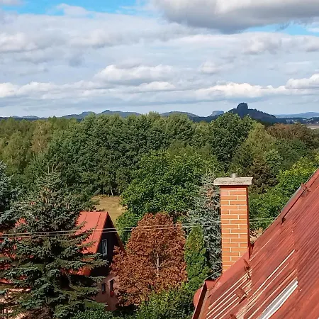 Hotel U Zeleneho Stromu - Zum Gruenen Baum Hrensko