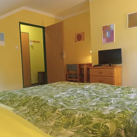 Hotel U Zeleneho Stromu - Zum Gruenen Baum