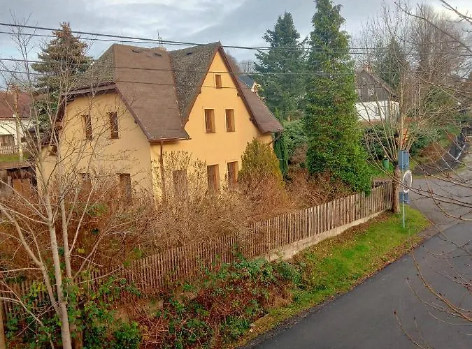 U Zeleneho Stromu - Zum Gruenen Baum Otel